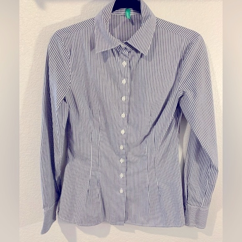 004. United Colors of Benetton Button Down Shirt S - Picture 2 of 6
